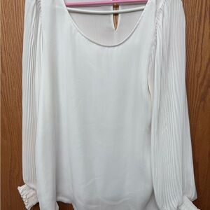 Chelsea & Theodore Cream Blouse with Pleated Sleeves
